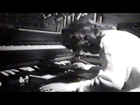 Immagine del video Felona e Sorona dal vivo · Modena 1975